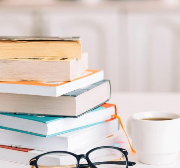 How does content marketing help businesses?